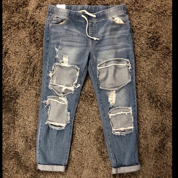 Forever 21 Denim - Forever 21 NWT boyfriend joggers ripped L